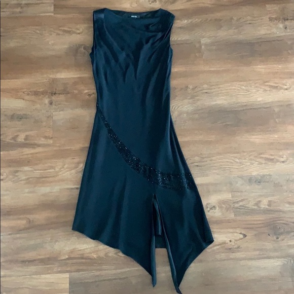 İpekyol Asymetric Beaded Black Dress - Picture 2 of 13